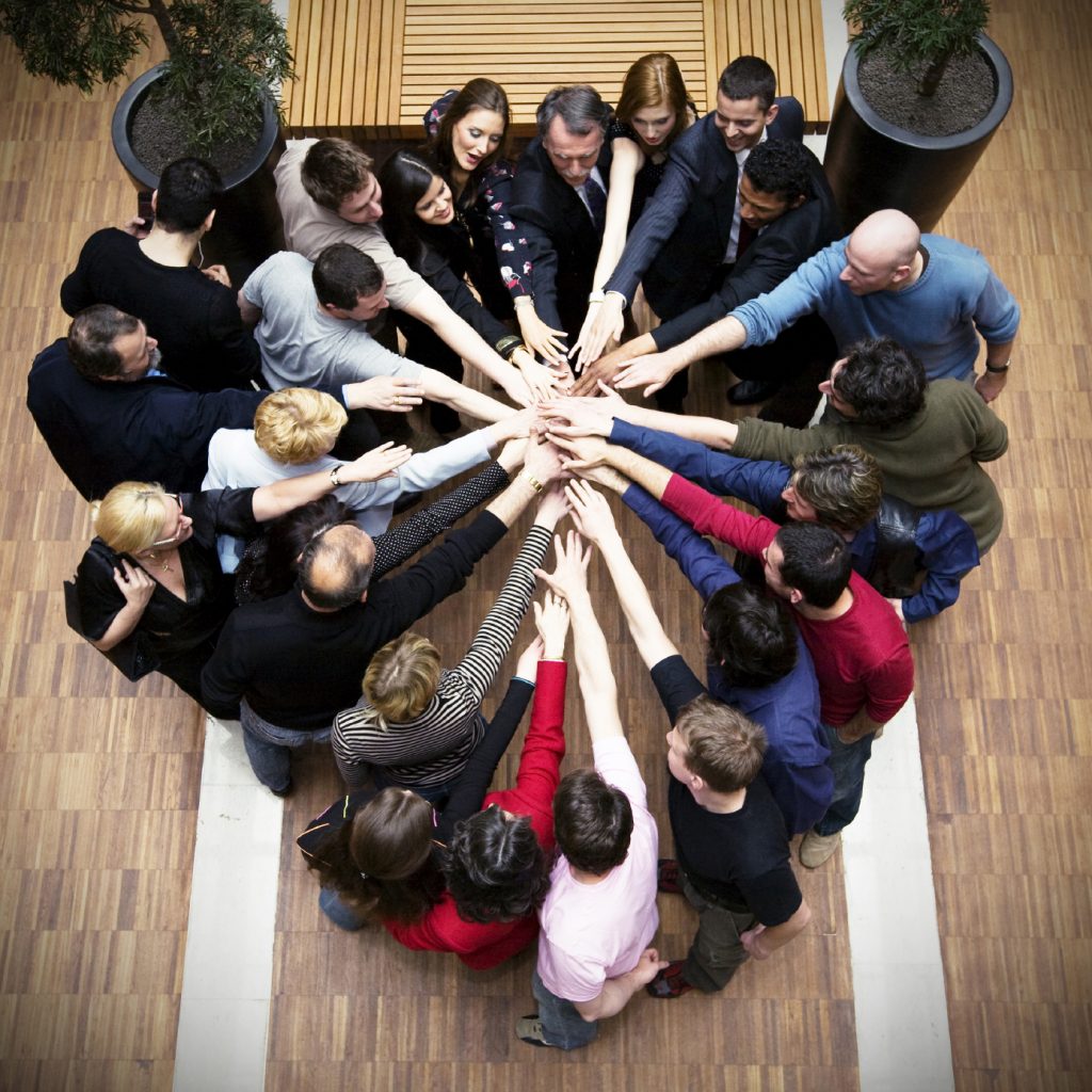 Team Building Exercises - 33 Best Team Building Activities