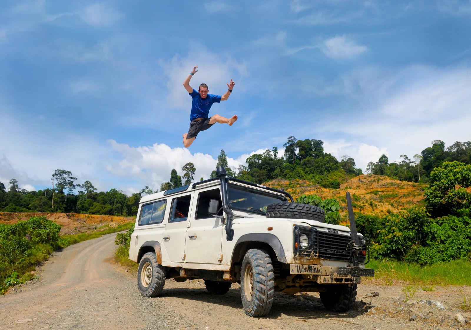 6 Tips for Managing Employees While Away from the Office